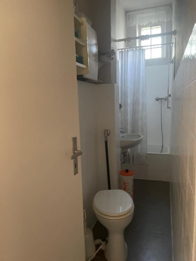 1 Schlafenzimmer 1 Whonzimmer Waschmaschine Trockner Maximum 4Personen Rheinhausen Center Appartement 1705 Duisburg Luaran gambar