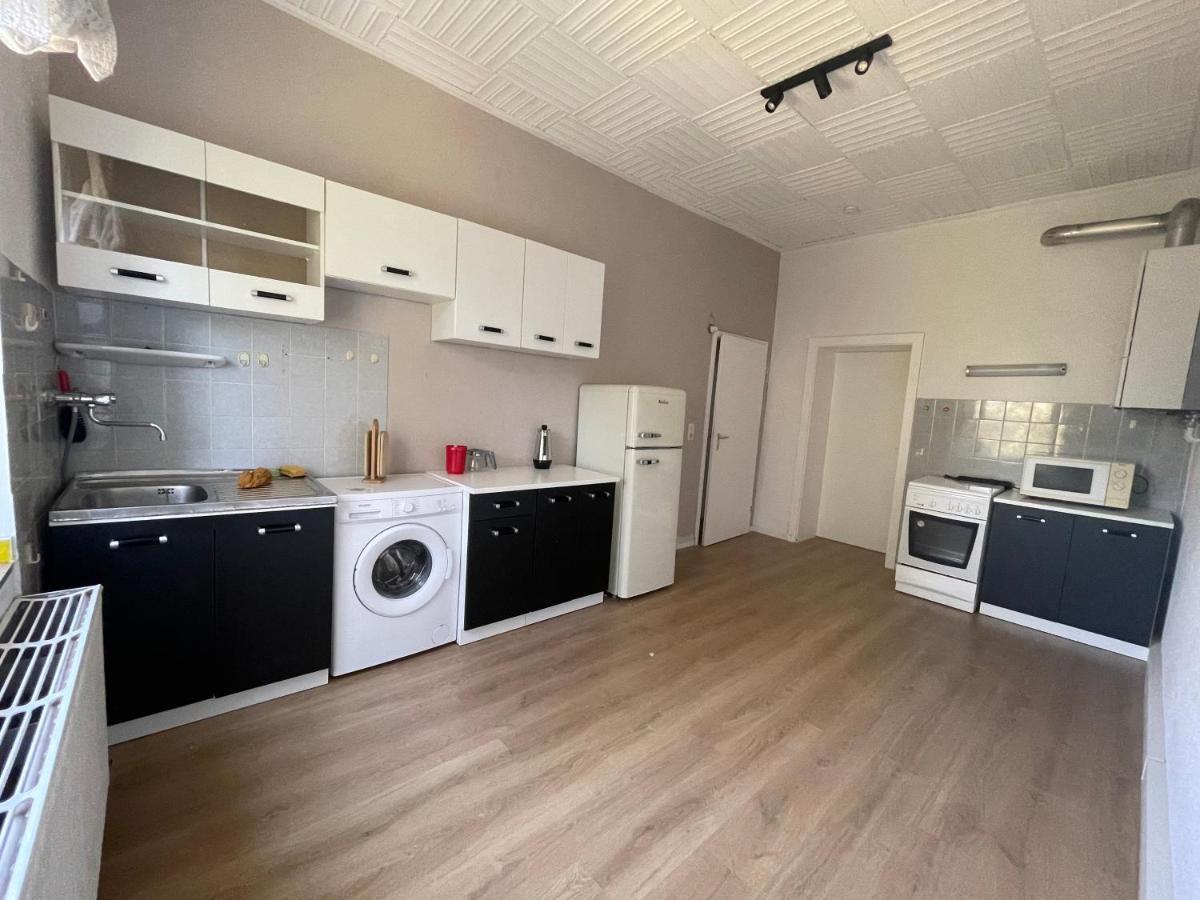 1 Schlafenzimmer 1 Whonzimmer Waschmaschine Trockner Maximum 4Personen Rheinhausen Center Appartement 1705 Duisburg Luaran gambar