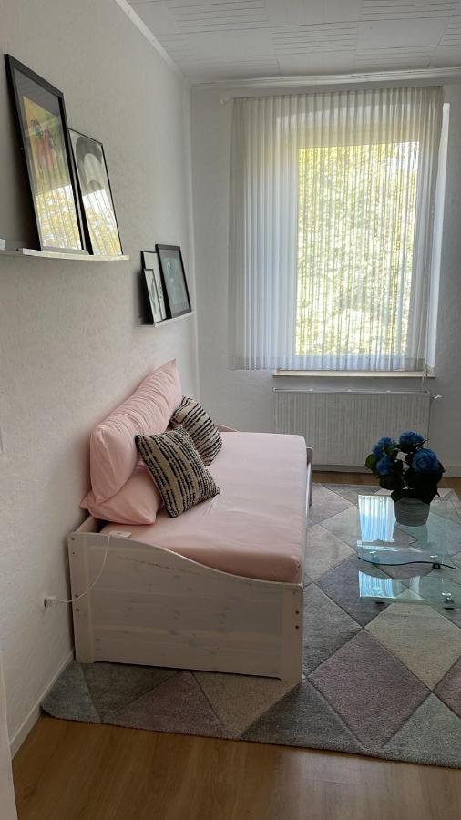 1 Schlafenzimmer 1 Whonzimmer Waschmaschine Trockner Maximum 4Personen Rheinhausen Center Appartement 1705 Duisburg Luaran gambar
